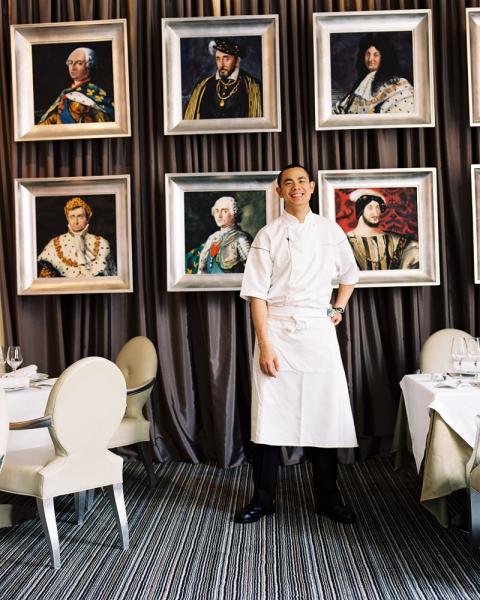 Chef Andre Chiang at Shanghai's now defunct Sens&Bund restaurant. Chef Chiang has since relocated to Singapore where he has his award-winning restaurant JAAN, and plans to open another restaurant in late 2010.